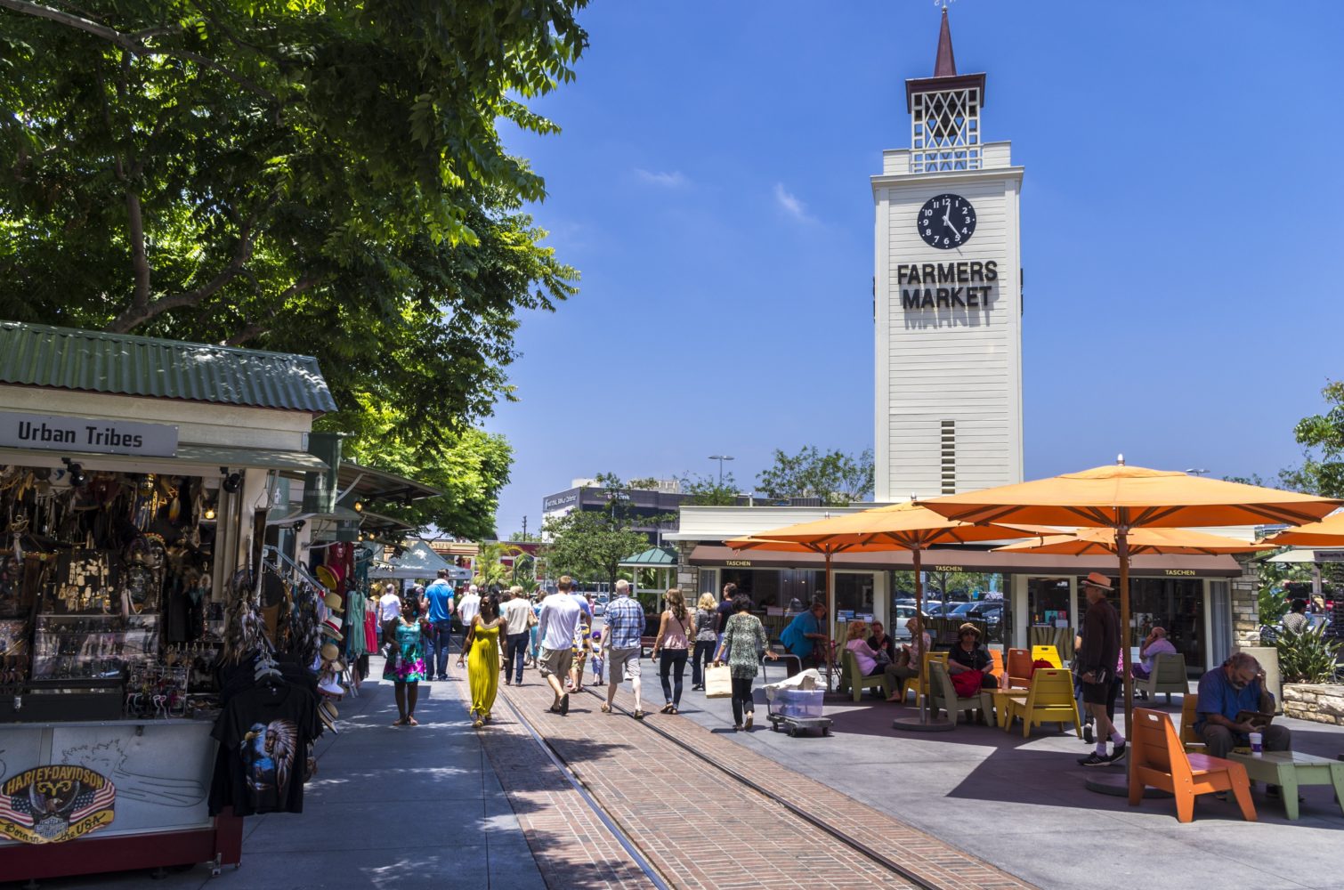 Free Things to do in Los Angeles - Original Farmers Market and The Grove featured by popular Los Angeles Blogger, My Beauty Bunny