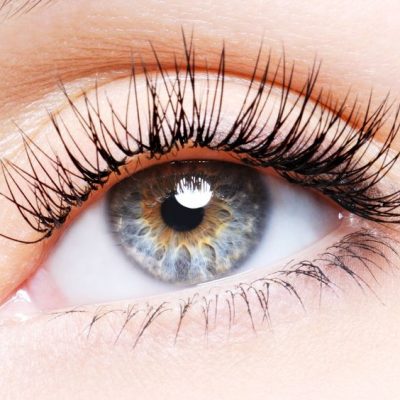 How to Curl Straight Eyelashes