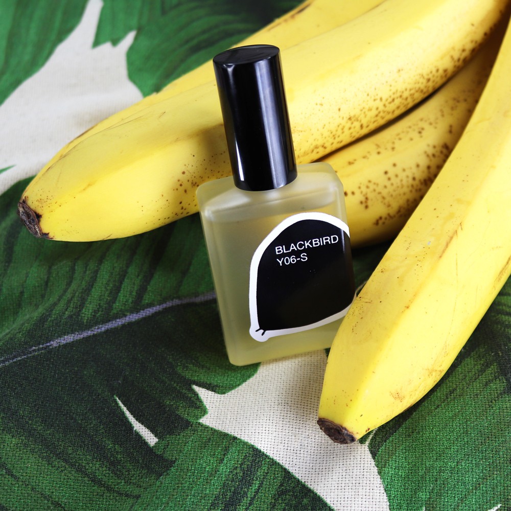 Blackbird Y06-S banana perfume review - A Banana Perfume? YES! featured by popular Los Angeles cruelty free blogger My Beauty Bunny
