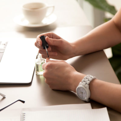 Favorite Cruelty Free Clear Nail Polish Top Coat - What is Your Favorite Cruelty Free Nail Polish Top Coat? Zoya Naked Manicure top coat featured by popular Los Angeles cruelty free beauty blogger, My Beauty Bunny