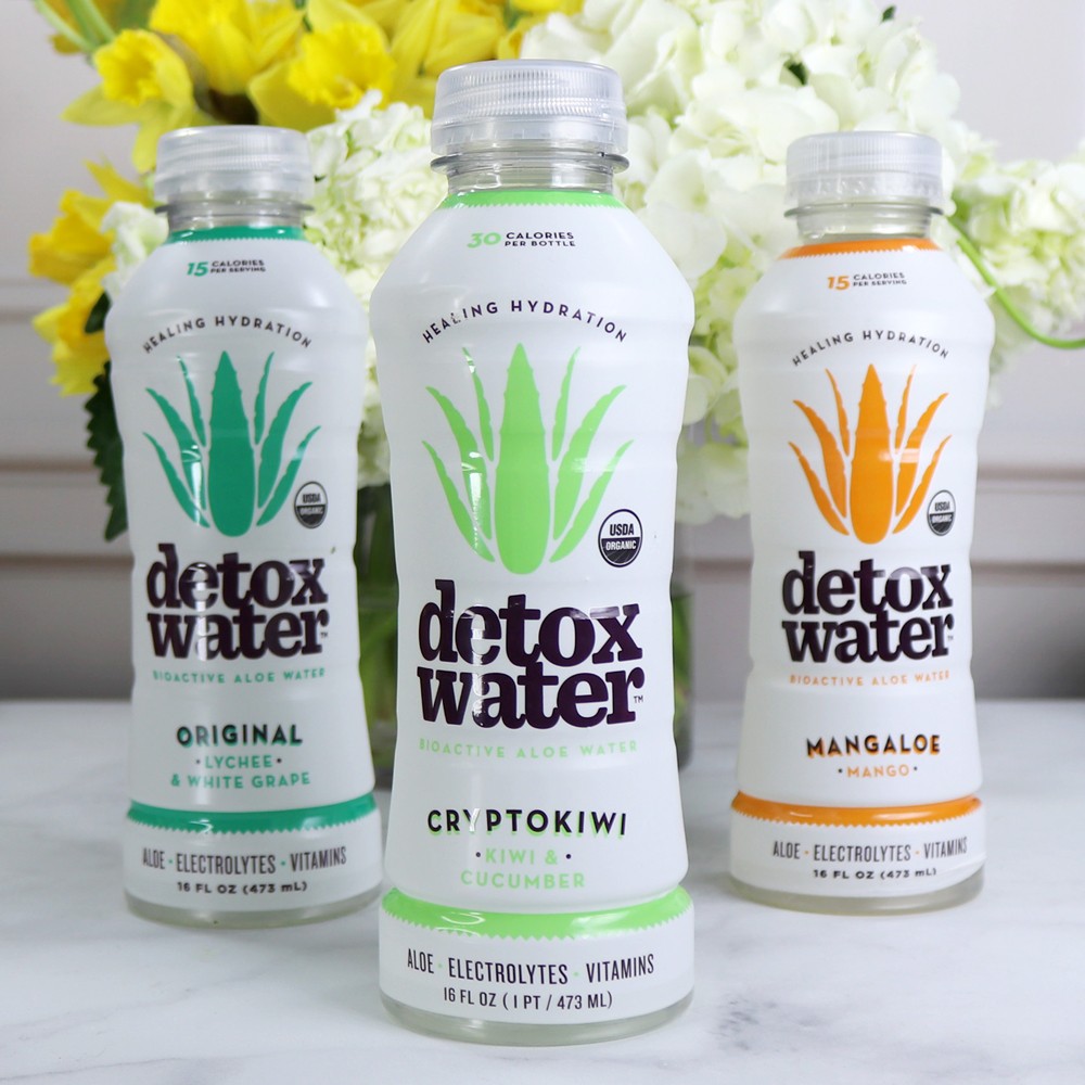 Detox Water Aloe Drink Review by Popular Los Angeles Health Blogger My Beauty Bunny