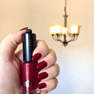 Urban Decay Mrs Mia Wallace Pulp Piction Nai Polish