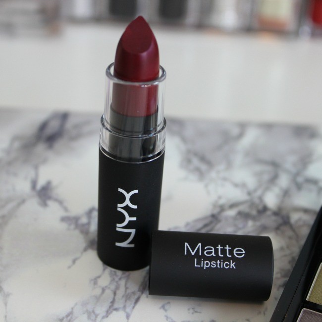 NYX Matte Lipstick in Siren