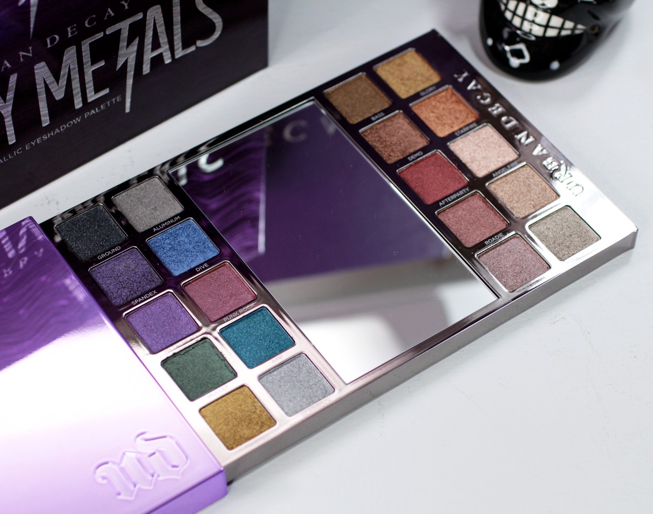 Urban Decay Heavy Metals Palette review by popular Los Angeles cruelty free...