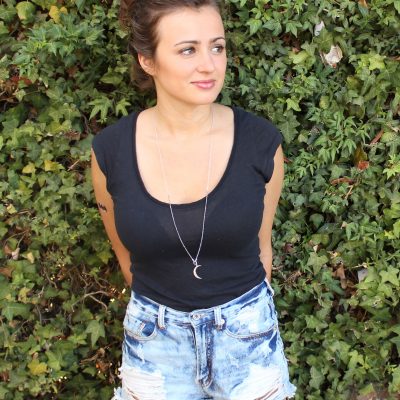bstrd necklace outfit